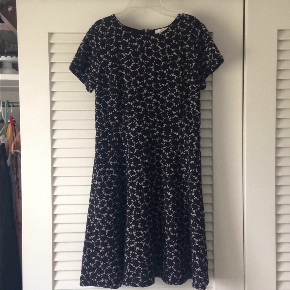 Black and cream print dress